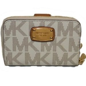 Michael Kors Vanilla Acorn Key Coin Case